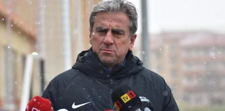 Hes Kablo Kayserispor'da Hamza Hamzaoğu ile yollar ayrıldı