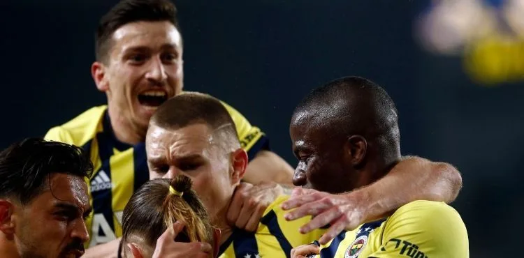 Fenerbahçe zirve yarışını sürdürdü