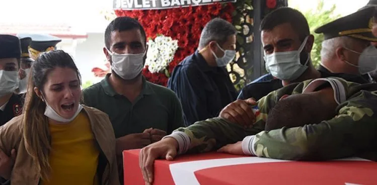 Şehit Teğmen Mehmet Kıvık, son yolculuğuna uğurlandı