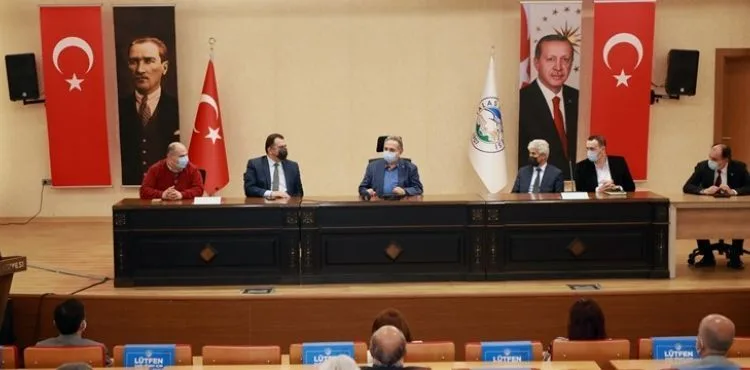 “BU DÖNEMDE EVDE KALANLARA HİZMET BAMBAŞKA BİR SINAV”
