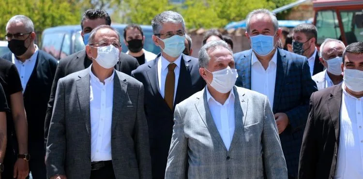 “BELEDİYE MAHALLEMİZDE MÜTHİŞ FAALİYET”