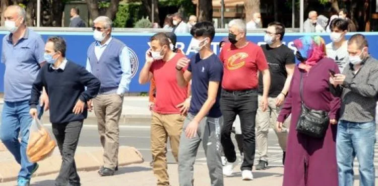 Kayseri'de 17 günlük kısıtlama sonrası yoğunluk