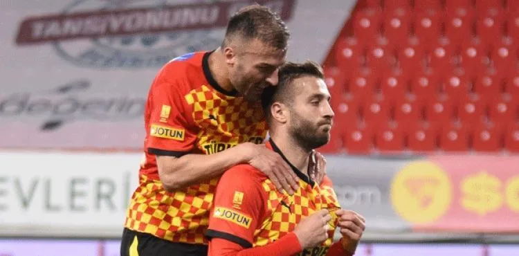 Göztepe Alpaslan'a veda etti