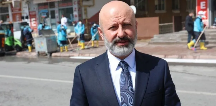 DAHA TEMİZ BİR KOCASİNAN İÇİN BAHAR TEMİZLİĞİ DEVAM EDİYOR