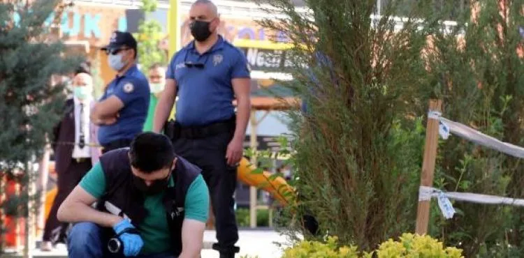 Arkadaşlık teklifini reddeden Arife öğretmeni öldürüp, intihara kalkıştı