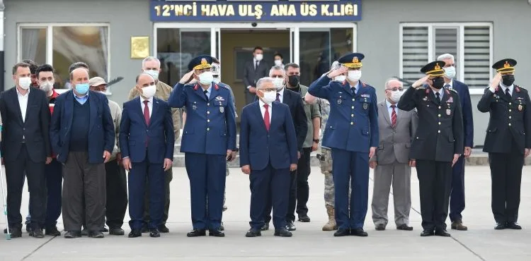 BÜYÜKKILIÇ, BİTLİS ŞEHİDİNİ KARŞILADI