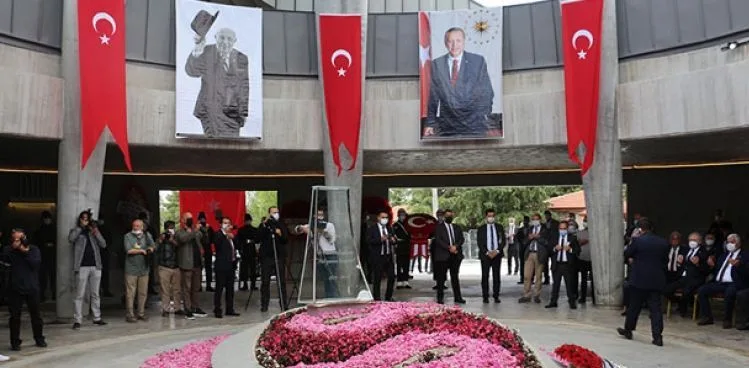 Dokuzuncu Cumhurbaşkanı Demirel, ölümünün 6'ncı yılında anıldı