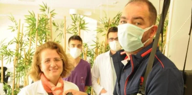 2 çocuk babası mimar, robotik yürüme cihazıyla hayata tutundu