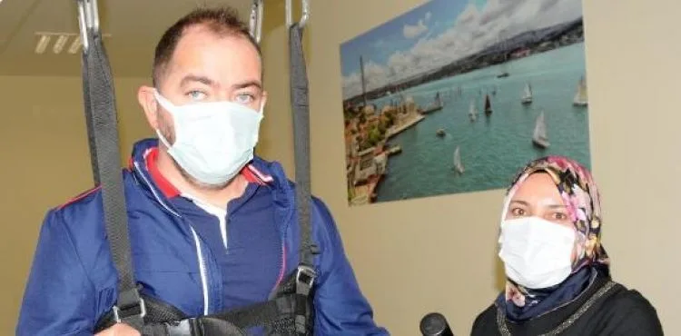 2 çocuk babası mimar, robotik yürüme cihazıyla hayata tutundu