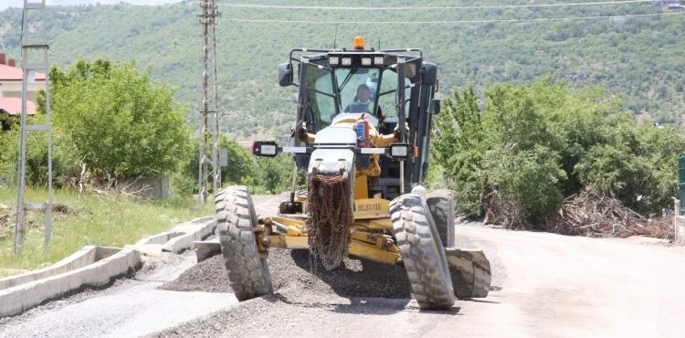 KIRANARDI MAHALLESİNDE ASFALT HAZIRLIKLARI BAŞLADI