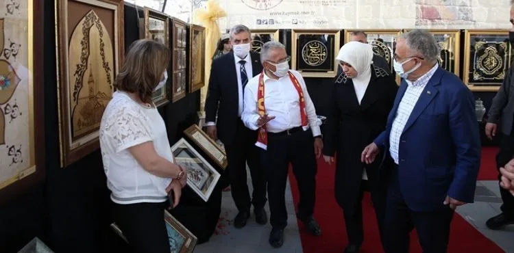 BÜYÜKŞEHİR’DEN TARİHİ KALEDE “SANAT” SERGİSİ