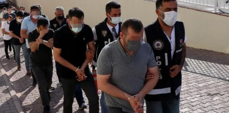 Kayseri'de gözaltına alınan 31 şüpheli, sağlık kontrolünden geçirildi