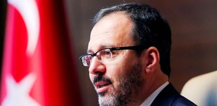 Bakan Kasapoğlu’ndan Berna Gözbaşı’na tebrik