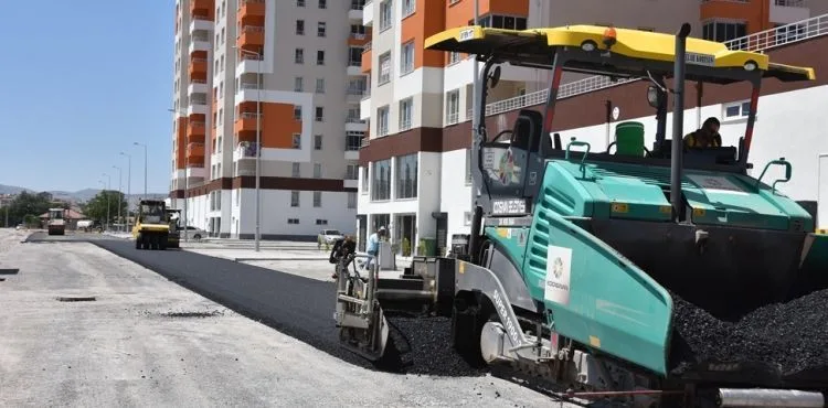 KOCASİNAN’DA YUNUSEMRE’NİN ÇEHRESİ GÜZELLEŞİYOR