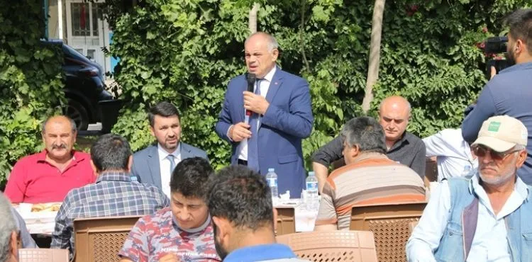 BAŞKAN ÖZTÜRK SANAYİ ESNAFIYLA BULUŞTU
