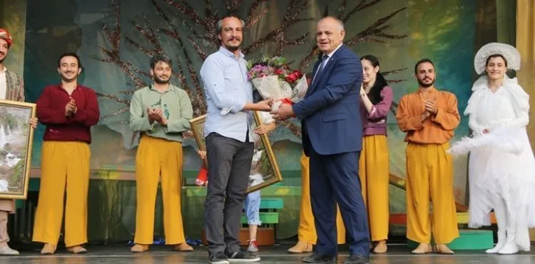 “YUNUS DİYE” ÇOCUK OYUNU YAHYALI'DA SAHNELENDİ