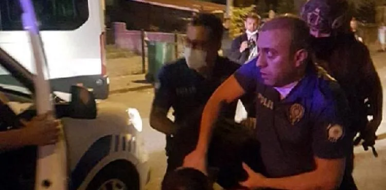 Madde bağımlısı genç kendisini ve kız arkadaşını kilitlediği evde özel harekat operasyonu ile gözaltına alındı