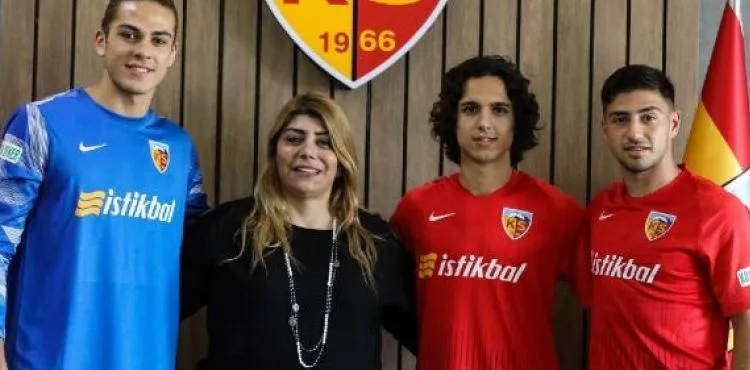 Kayserispor'da genç futbolcular Doğan, Emre ve Nurettin'in sözleşmeleri uzatıldı
