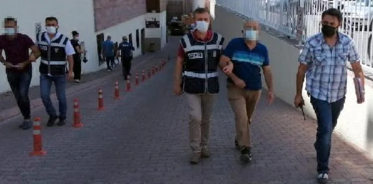 Kar vaadiyle dolandırıcılık iddiasında kuyumcu baba ve 2 oğlu adliyede