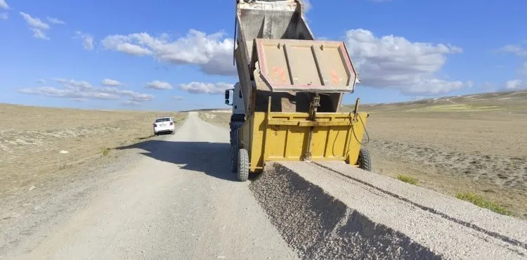 BÜYÜKŞEHİR’DEN KIRSALA 41 MİLYON TL’LİK ASFALT