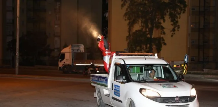 MELİKGAZİ'DEN HAFTANIN 7 GÜNÜ İLAÇLAMA