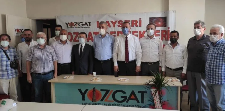 KAYSERİ YOZGATLILAR FEDERASYONU BAŞKAN ÇAĞAN’A BİRLEŞİK KAFKASYA DERNEĞİ VE MHP İL YÖNETİMİNDEN TEBRİK ZİYARETİ