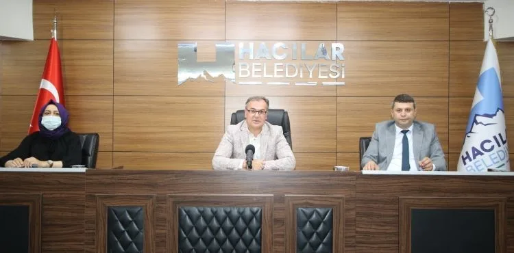 HACILAR’DAN YANAN ORMANLIK ALANLARA FİDAN DESTEĞİ