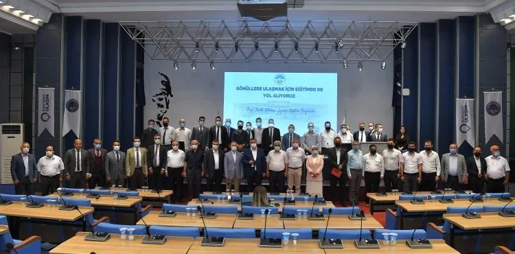 BÜYÜKŞEHİR, 750 ÖZEL HALK OTOBÜSÜ ŞOFÖRÜNE EĞİTİM PROGRAMI HAZIRLADI