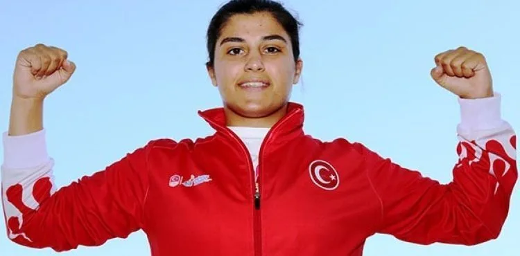 Busenaz Sürmeneli Olimpiyat Şampiyonu