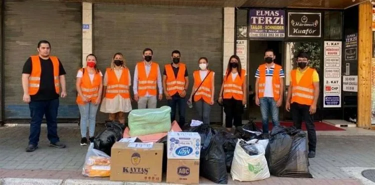 Chp Kayseri Gençlik Kolları ve Şerife Bacı Kadın Platformu,Alanya afet bölgesi için yardım gönderdi.