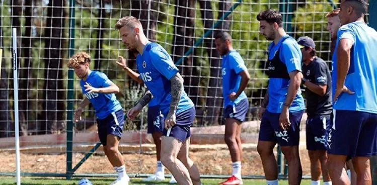 Fenerbahçe, Adana Demirspor maçı hazırlıklarına başladı