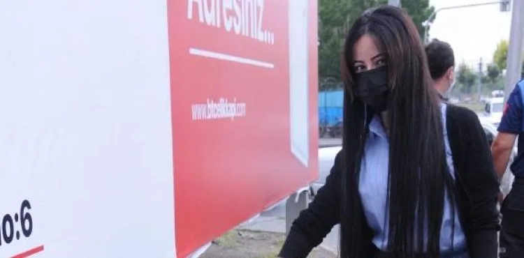 Parkta, gözleri oyulmuş ölü köpek bulundu