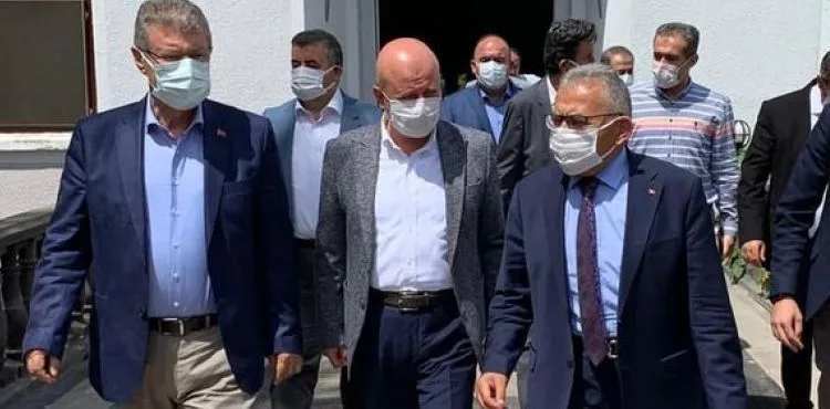BAŞKAN BÜYÜKKILIÇ VE ÇOLAKBAYRAKDAR’DAN AKAY’A HAYIRLI OLSUN ZİYARETİ