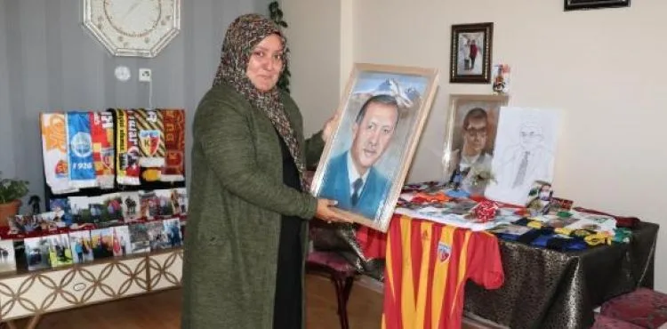 Koronavirüsten ölen oğlunun 'cumhurbaşkanı hayali'ni gerçekleştirmek istiyor