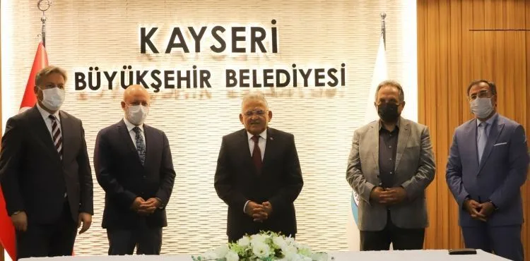 BÜYÜKKILIÇ: “17 BELEDİYE BAŞKANIMIZ MAAŞINI AFAD’A BAĞIŞLADI”