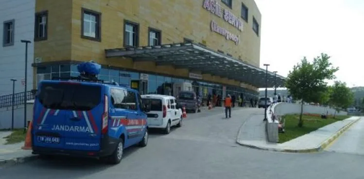 ÇORUM'DA HUSUMETLİ AİLELERİN TÜFEKLİ KAVGASI: 2 ÖLÜ, 2 YARALI
