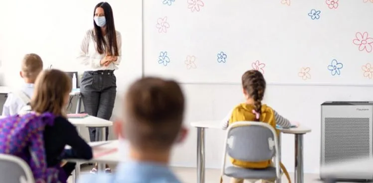 ÖĞRETMEN ADAYLARINA PEDAGOJİK FORMASYON HAKKI