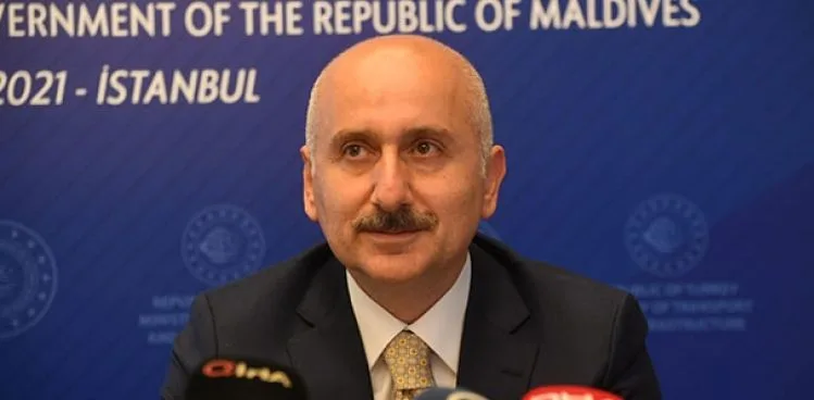 BAKAN KARAİSMAİLOĞLU'NDAN SURİYE KAYNAKLI PETROL SIZINTISI İLE İLGİLİ AÇIKLAMA