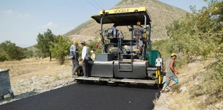 KESİNTİSİZ VE KONFORLU ULAŞIM İÇİN YENİ YOL ÇALIŞMALARI DEVAM EDİYOR