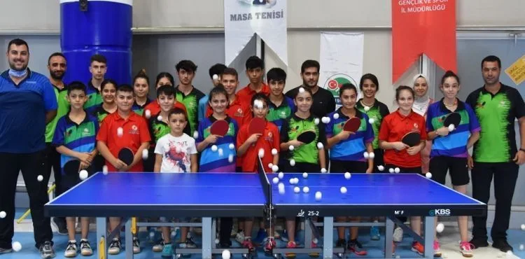 TÜRKİYE’NİN MASA TENİSİNDEKİ SPORCU FABRİKASI ‘KOCASİNAN’