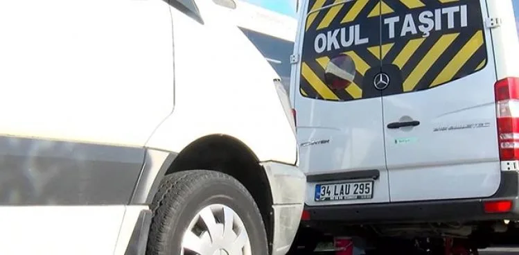 İSTANBUL'DA 10 BİN OKUL SERVİSİ YOLA ÇIKMADI