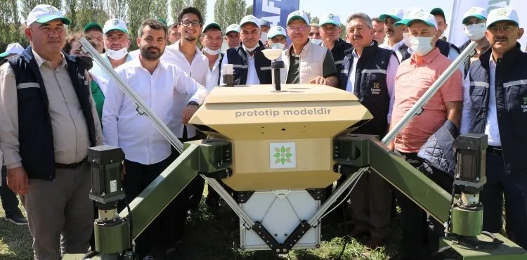 İNSANSIZ TARIM ROBOTU GELİYOR!