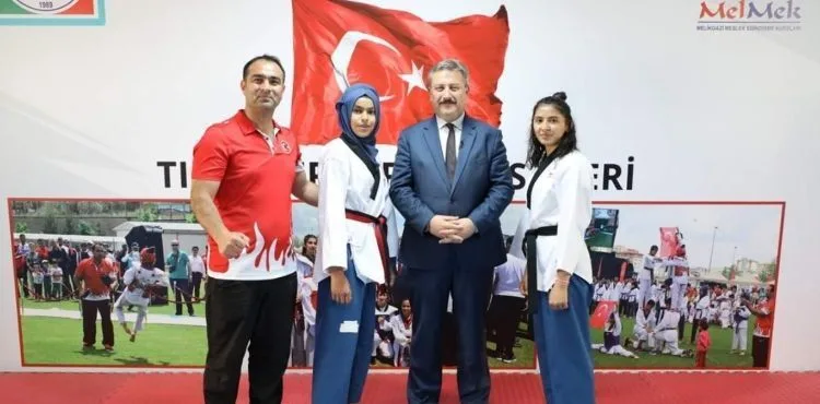 MELİKGAZİ TAEKWONDO TAKIMI BAŞARIDAN BAŞARIYA KOŞUYOR