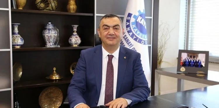 BAŞKAN BÜYÜKSİMİTCİ İHRACATTA İLK 1000’E GİREN FİRMALARI KUTLADI