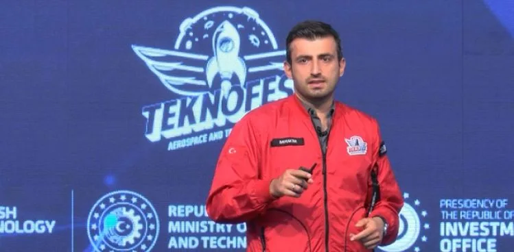 SELÇUK BAYRAKTAR: GAYRETİMİZ UÇAN ARABA TEKNOLOJİSİNİ GELİŞTİRMEK