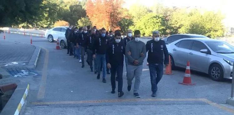 FETÖ'NÜN TSK YAPILANMASI SORUŞTURMASINDA 35 GÖZALTI