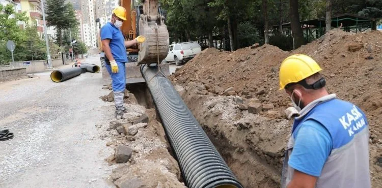 KASKİ, YAĞMUR SULARINI KANALİZASYON HATTINDAN AYIRIYOR