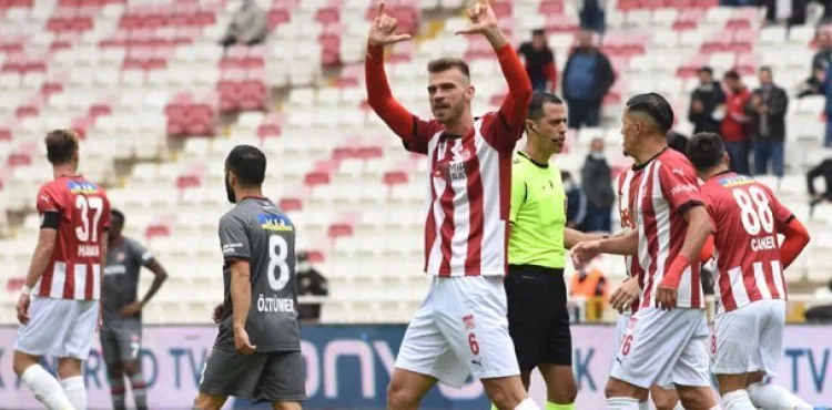 Demir Grup Sivasspor - Vavacars Fatih Karagümrük 4-0