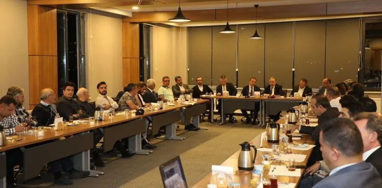 BAŞKAN YALÇIN MÜSİAD'DA PROJE VE YATIRIMLARI ANLATTI