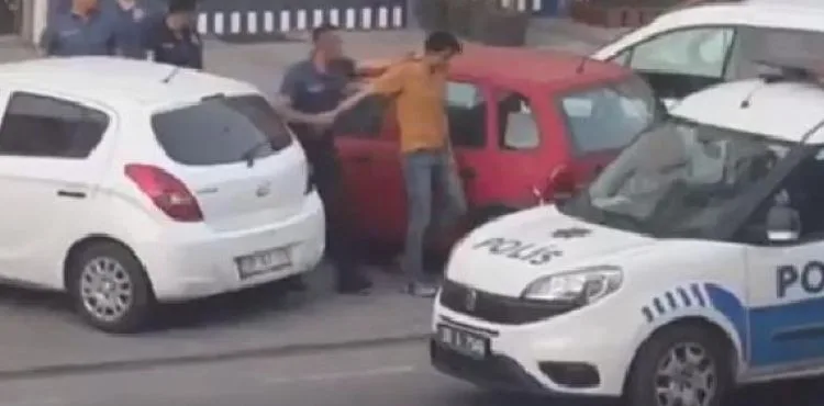 19 Mayıs'ta balkona İngiliz bayrağı baskılı havlu asan İranlı için takipsizlik kararı